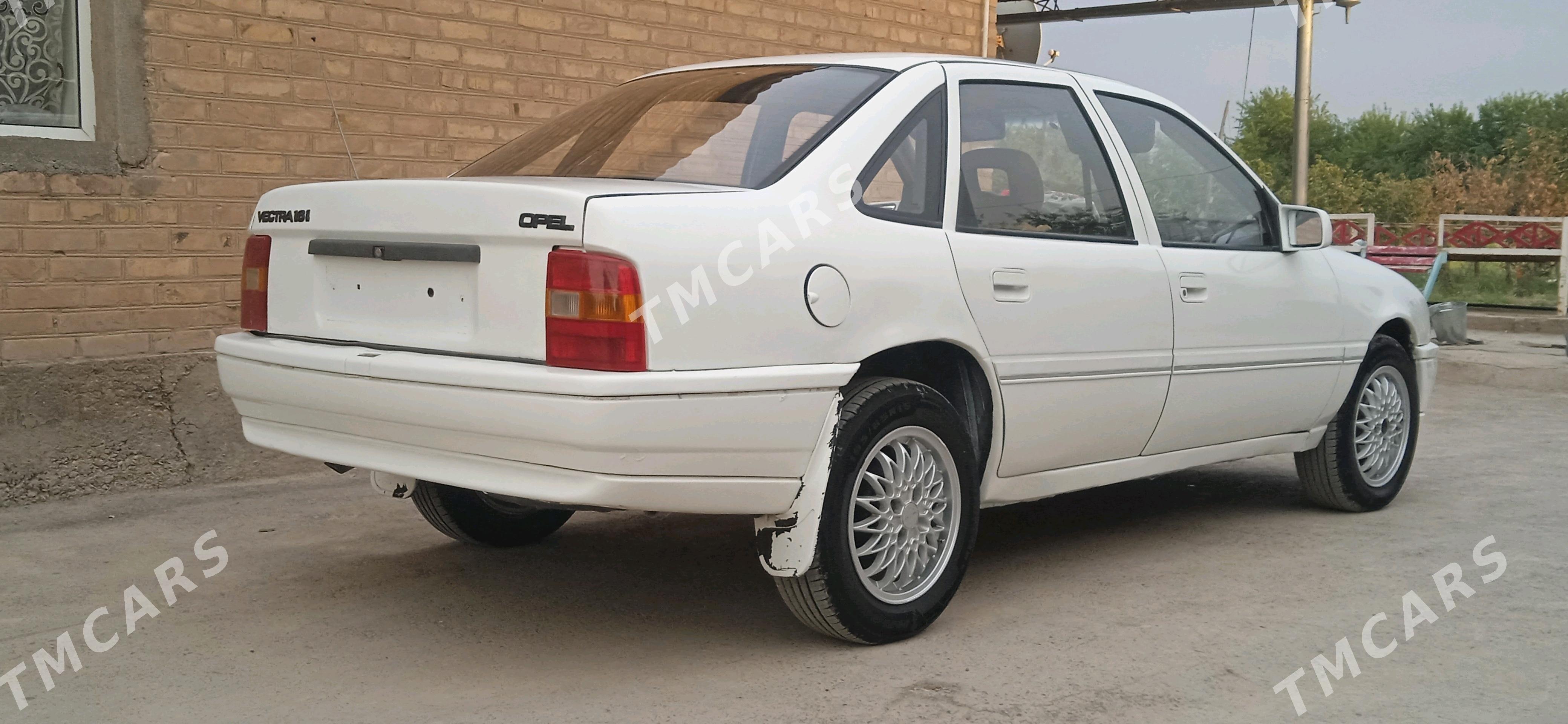 Opel Vectra 1991 - 34 000 TMT - Теджен - img 2