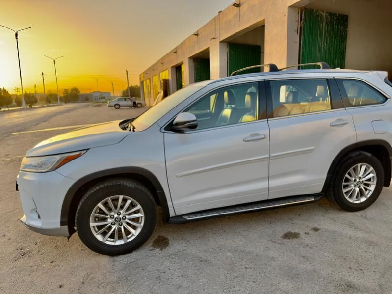 Toyota Highlander 2018 - 410 000 TMT - Dänew - img 6