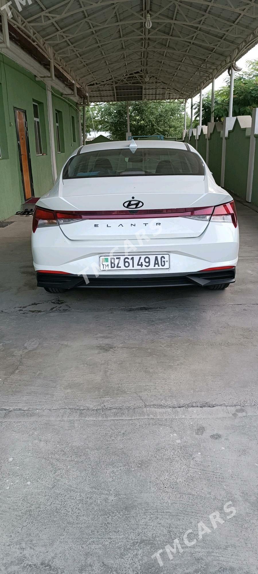Hyundai Elantra 2022 - 260 000 TMT - Ашхабад - img 4