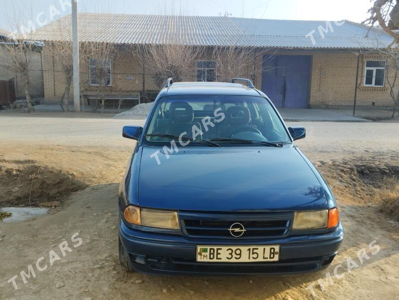 Opel Astra 1992 - 30 000 TMT - Дянев - img 2