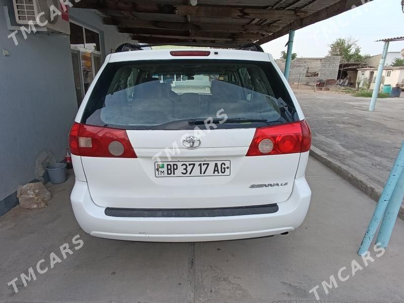 Toyota Sienna 2008 - 210 000 TMT - Aşgabat - img 4