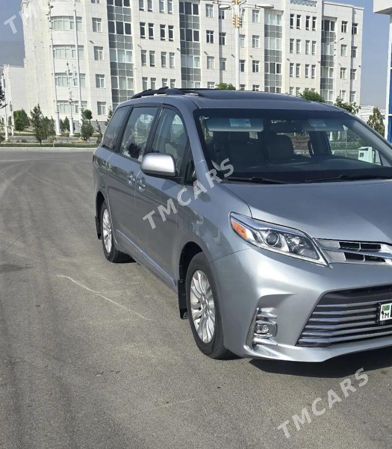 Toyota Sienna 2016 - 350 000 TMT - Анев - img 3