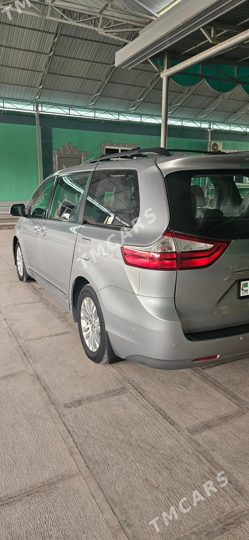 Toyota Sienna 2016 - 350 000 TMT - Анев - img 6