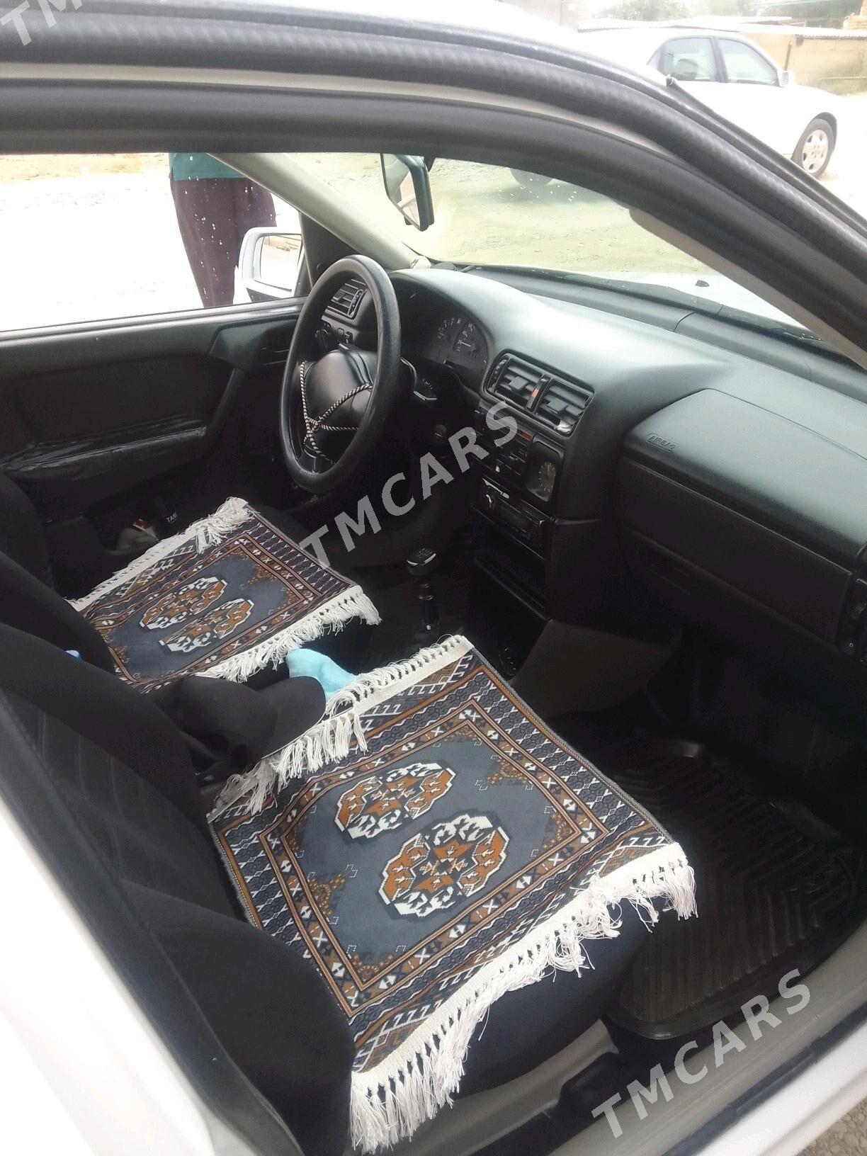 Opel Vectra 1990 - 45 000 TMT - Bäherden - img 5