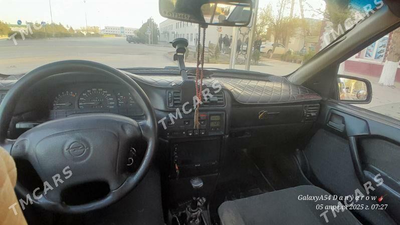 Opel Vectra 1995 - 35 000 TMT - Şabat etr. - img 5