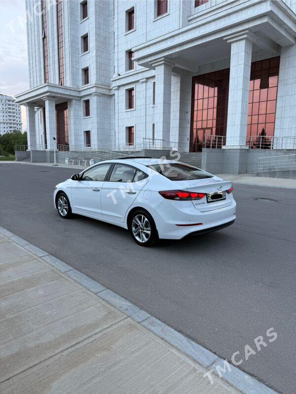 Hyundai Elantra 2018 - 263 000 TMT - Parahat 7 - img 10