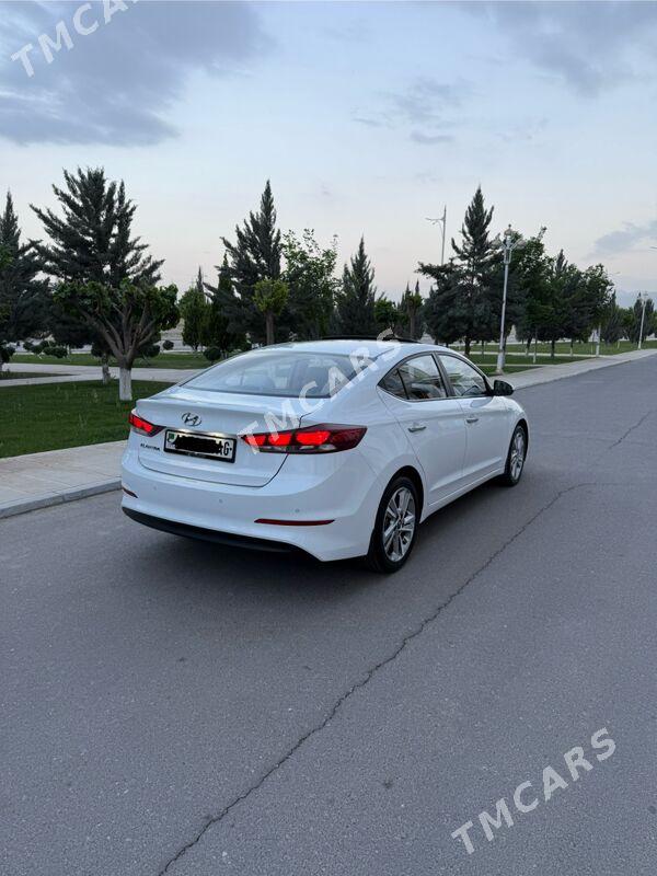Hyundai Elantra 2018 - 263 000 TMT - Parahat 7 - img 2