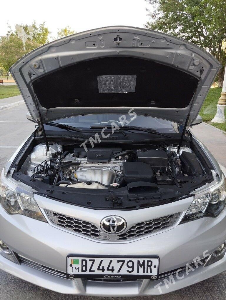 Toyota Camry 2013 - 230 000 TMT - Мары - img 2