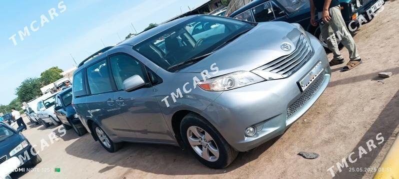 Toyota Sienna 2012 - 265 000 TMT - Türkmenbaşy etr. - img 4
