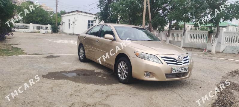 Toyota Camry 2011 - 170 000 TMT - Балканабат - img 2