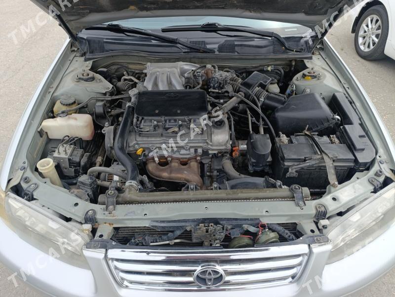 Toyota Camry 2000 - 150 000 TMT - Дашогуз - img 4