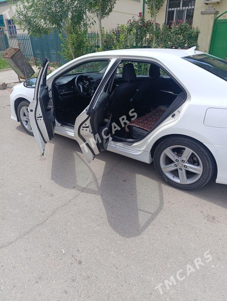 Toyota Camry 2012 - 175 000 TMT - Дашогуз - img 2
