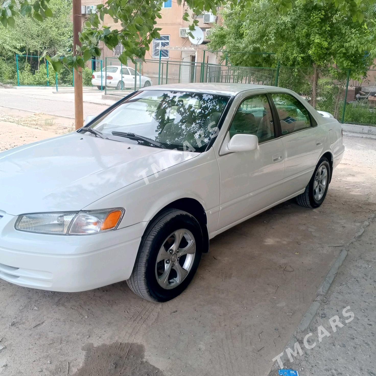 Toyota Camry 1998 - 120 000 TMT - Туркменабат - img 4