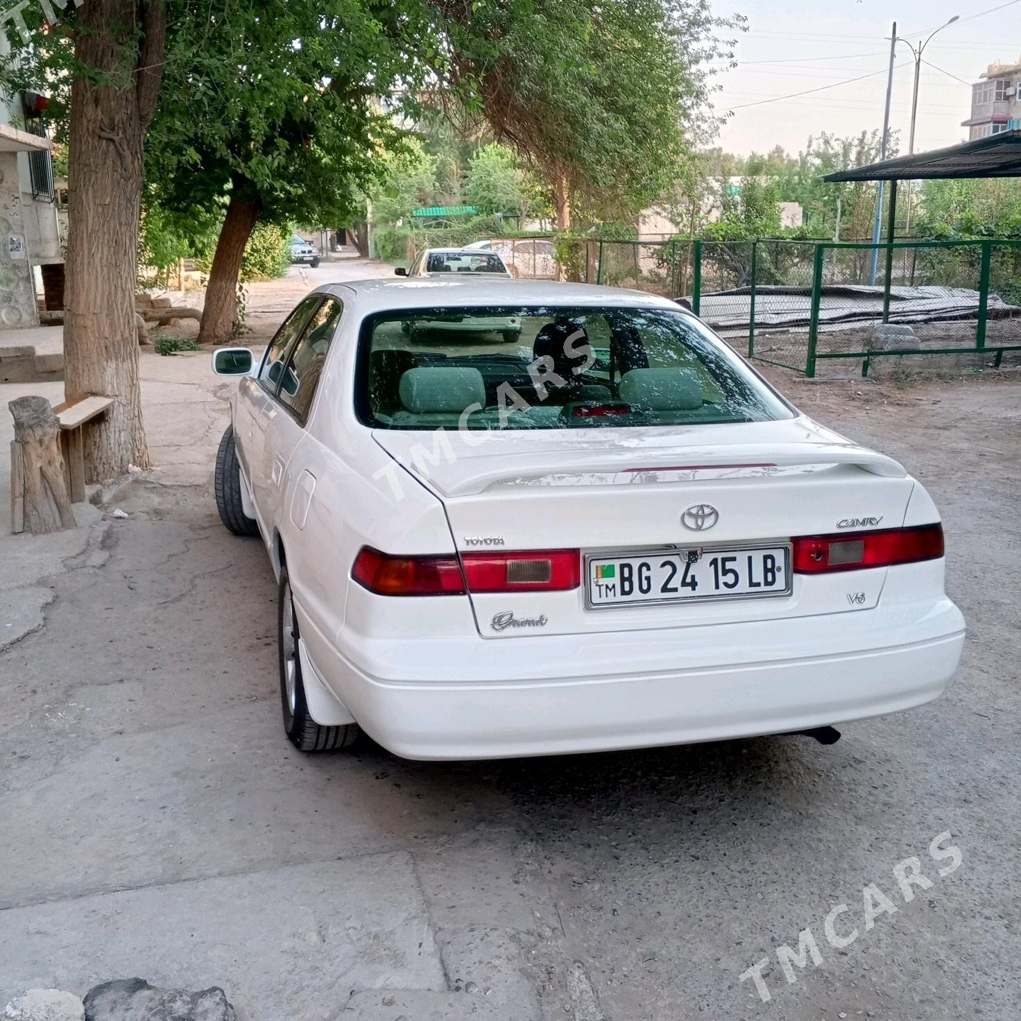 Toyota Camry 1998 - 120 000 TMT - Туркменабат - img 2