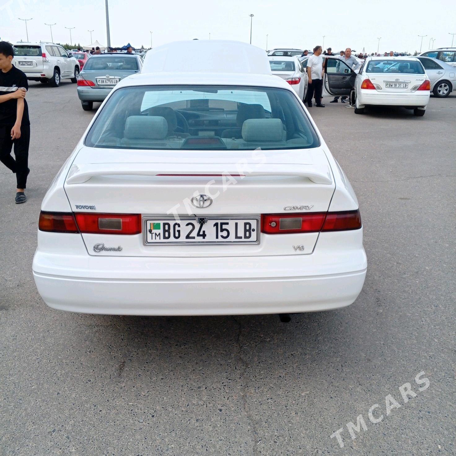 Toyota Camry 1998 - 120 000 TMT - Туркменабат - img 3