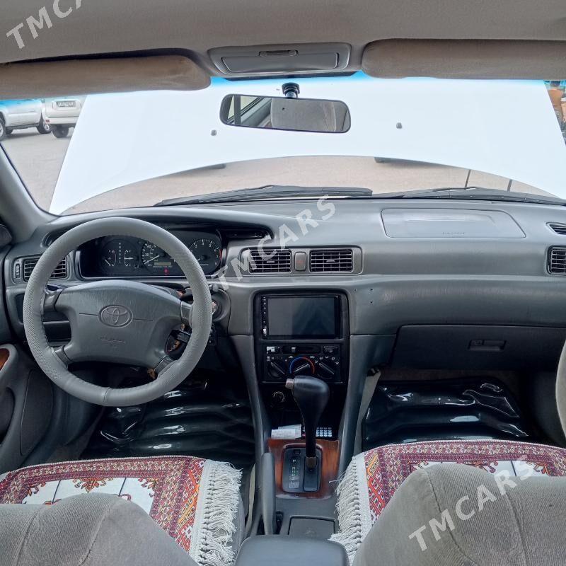 Toyota Camry 1998 - 120 000 TMT - Туркменабат - img 5