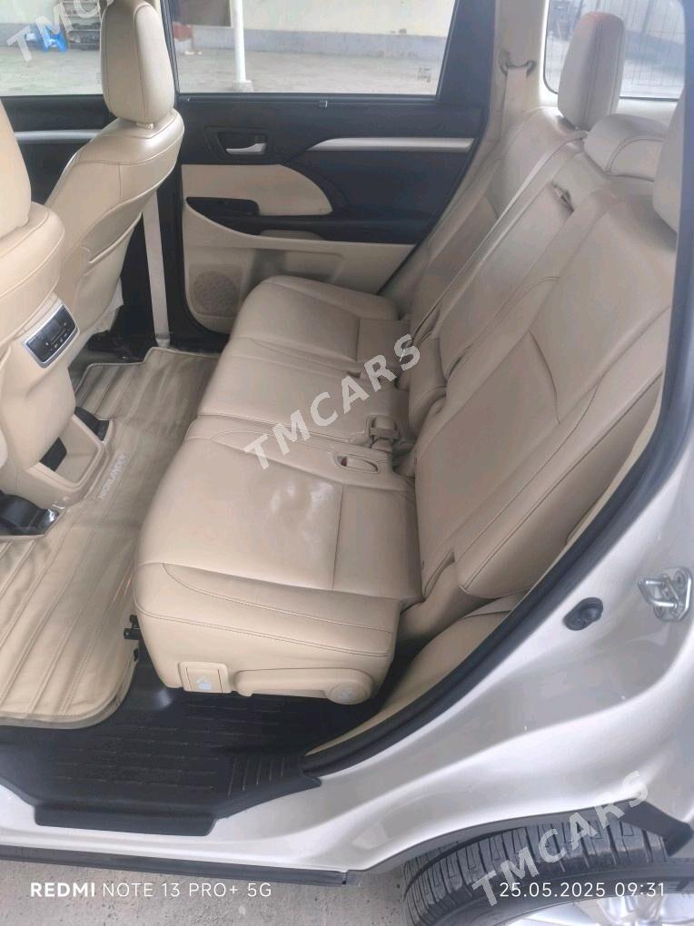 Toyota Highlander 2015 - 370 000 TMT - Garadamak - img 7