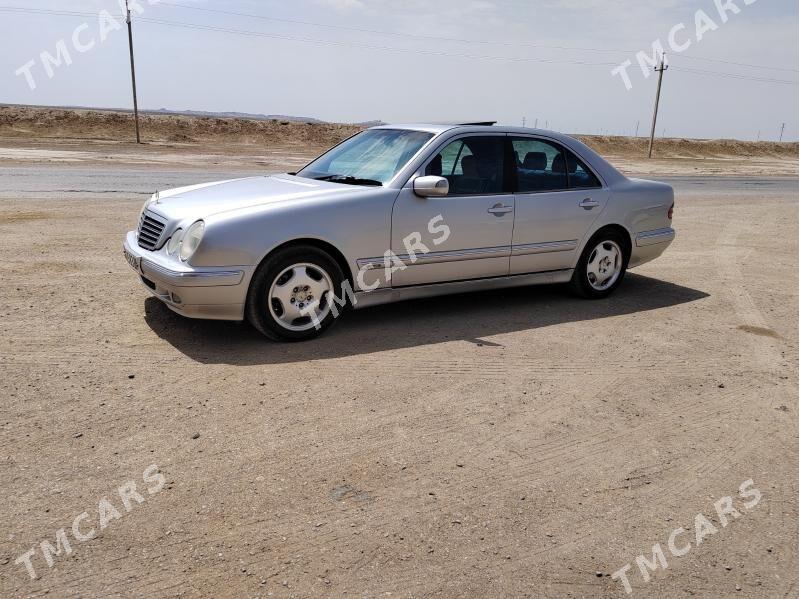 Mercedes-Benz C320 2001 - 115 000 TMT - Гумдаг - img 6