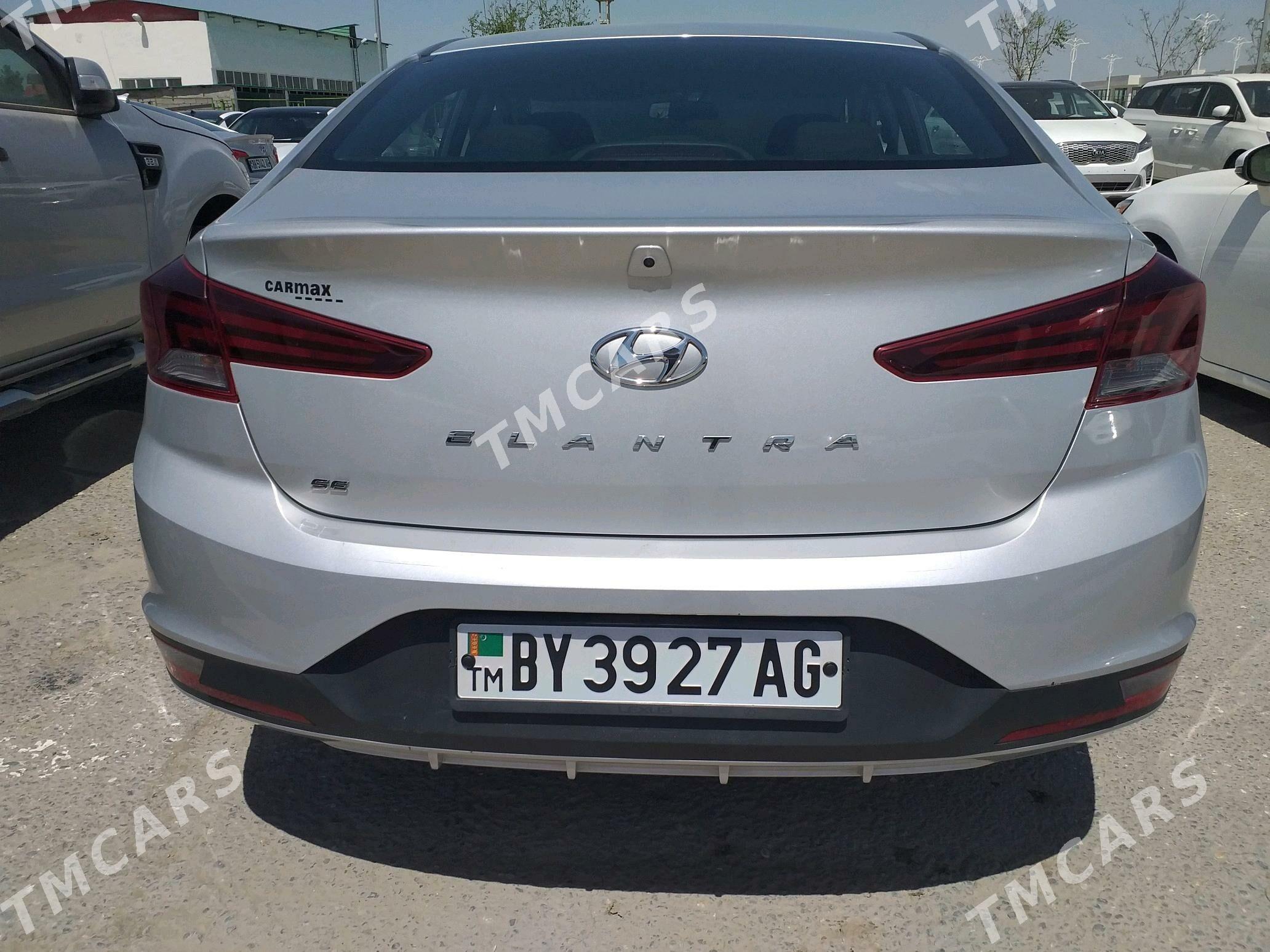 Hyundai Elantra 2019 - 190 000 TMT - Şor daça - img 7