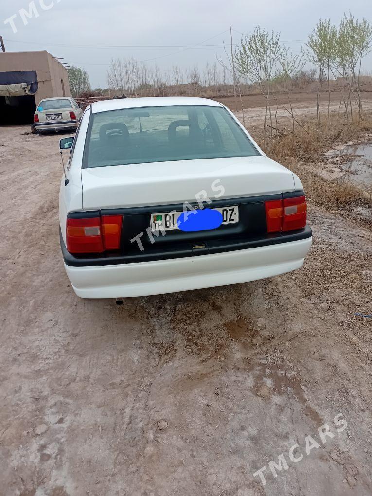Opel Vectra 1992 - 28 000 TMT - Кёнеургенч - img 3