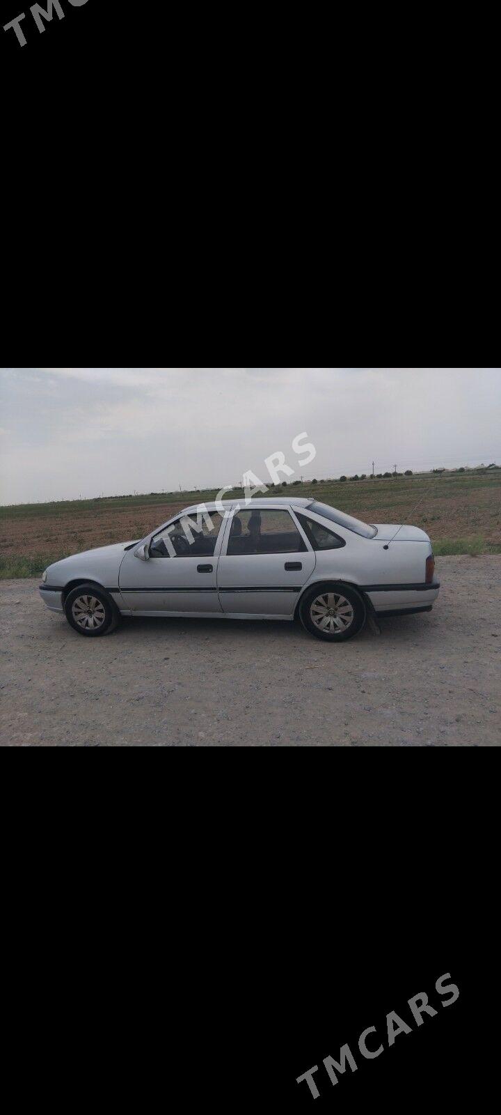 Opel Vectra 1991 - 30 000 TMT - Мургап - img 6