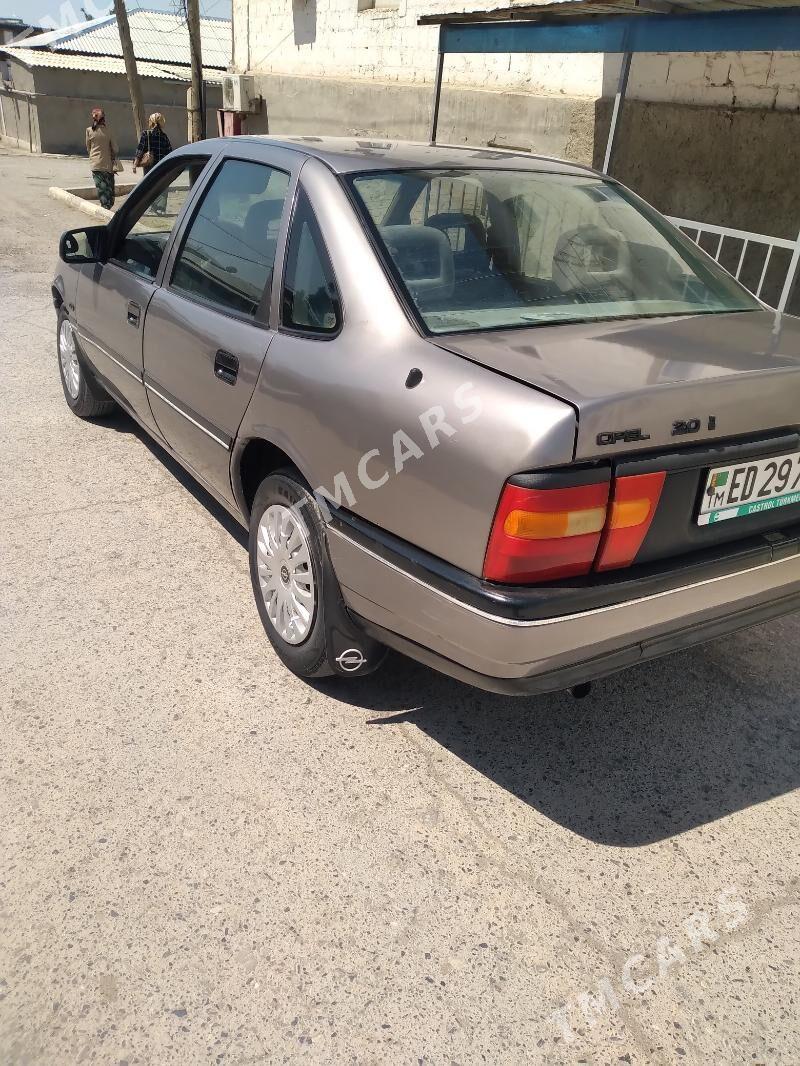 Opel Vectra 1990 - 30 000 TMT - Magdanly - img 6