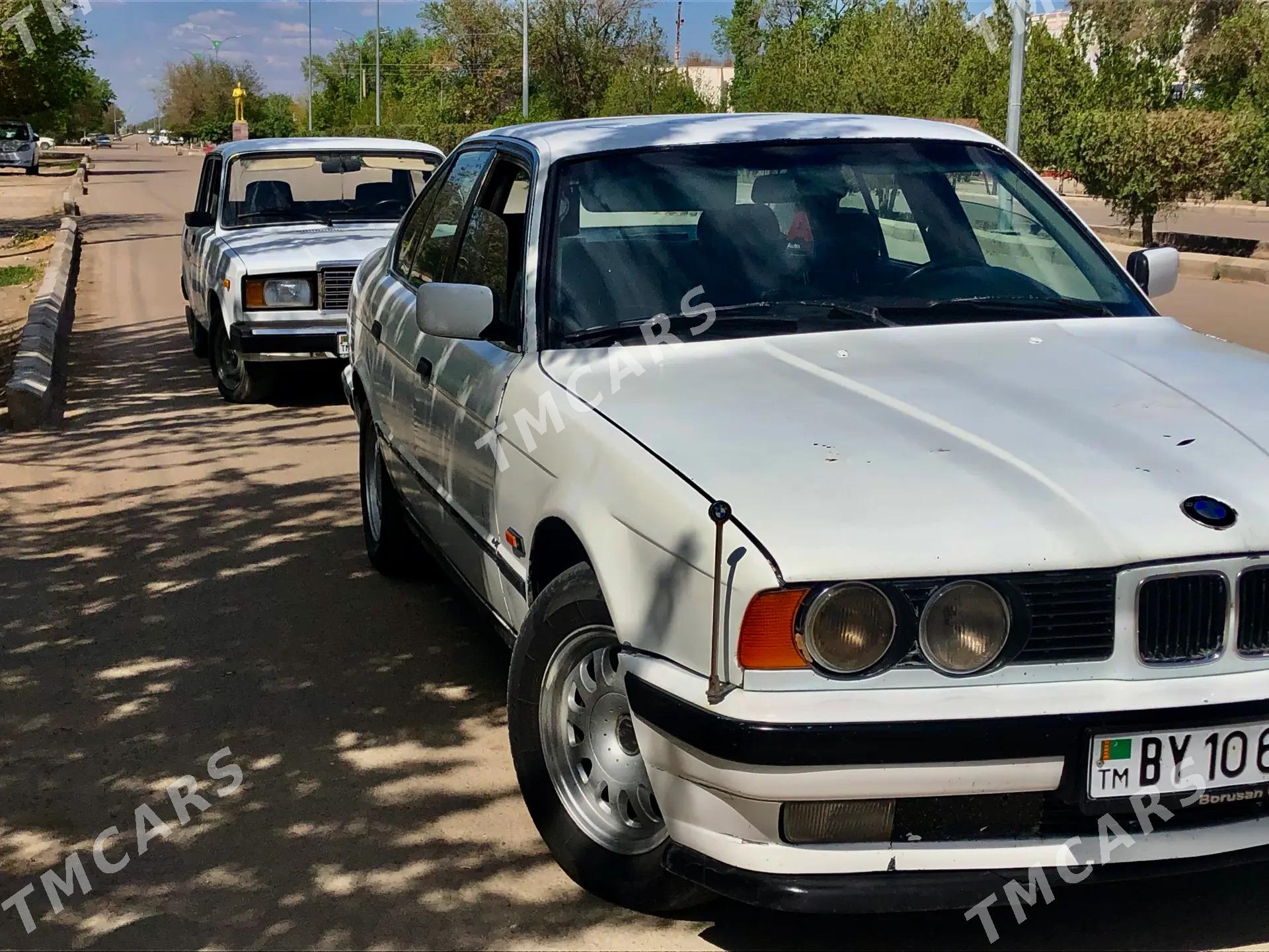BMW 520 1990 - 39 000 TMT - Köneürgenç - img 2