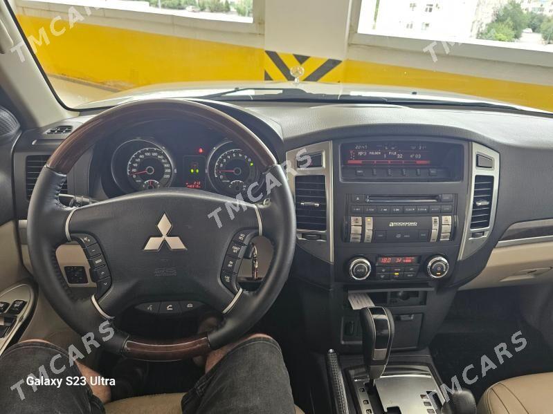 Mitsubishi Pajero 2015 - 293 000 TMT - Ашхабад - img 8