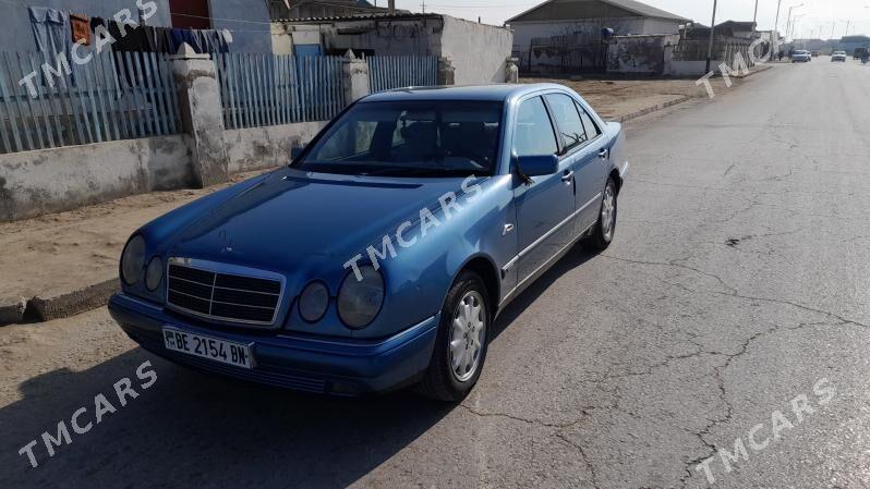 Mercedes-Benz E280 1999 - 80 000 TMT - Эсенгулы - img 3