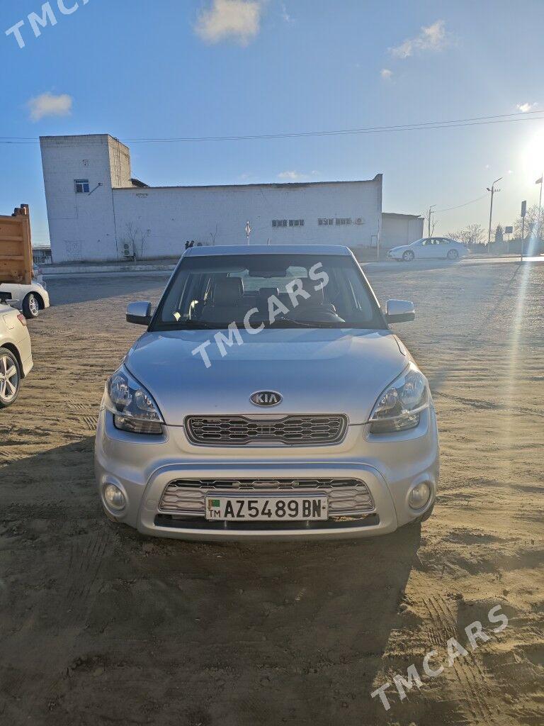 Kia Soul 2013 - 120 000 TMT - Хазар - img 3
