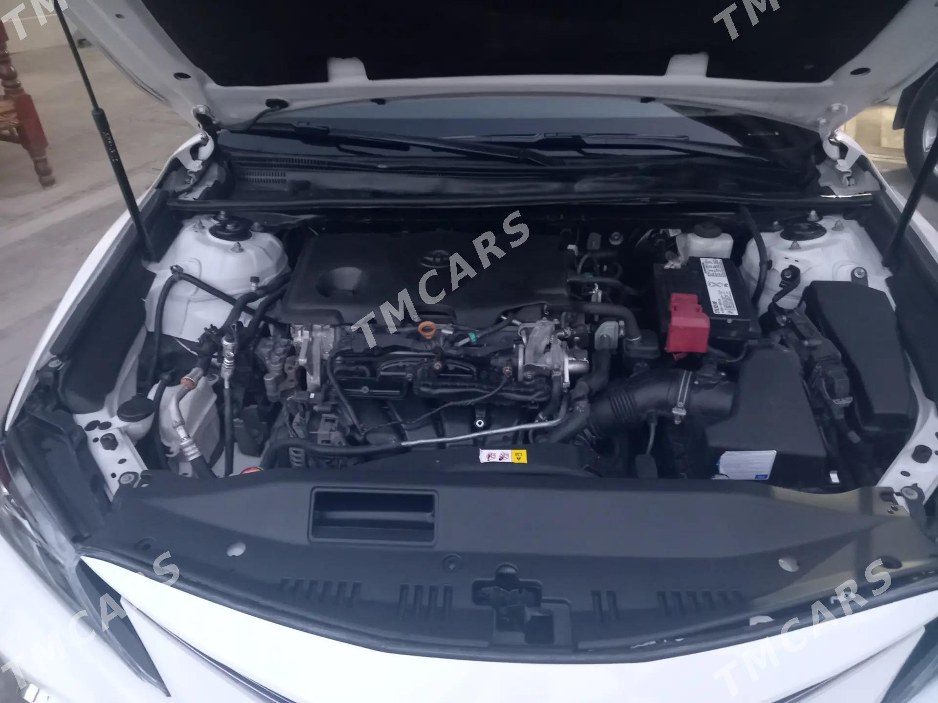 Toyota Camry 2019 - 300 000 TMT - Çärjew - img 2
