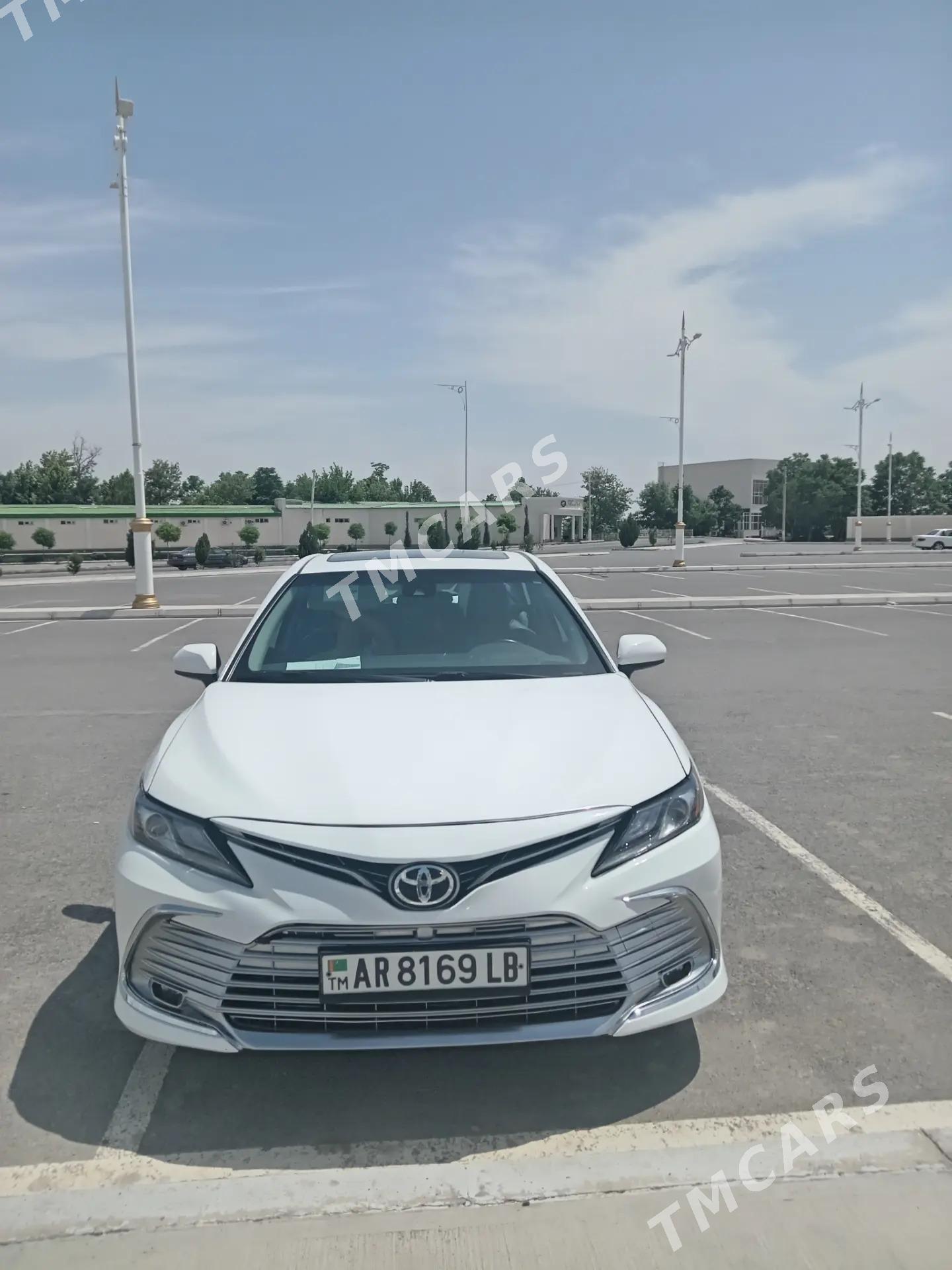 Toyota Camry 2019 - 300 000 TMT - Çärjew - img 4
