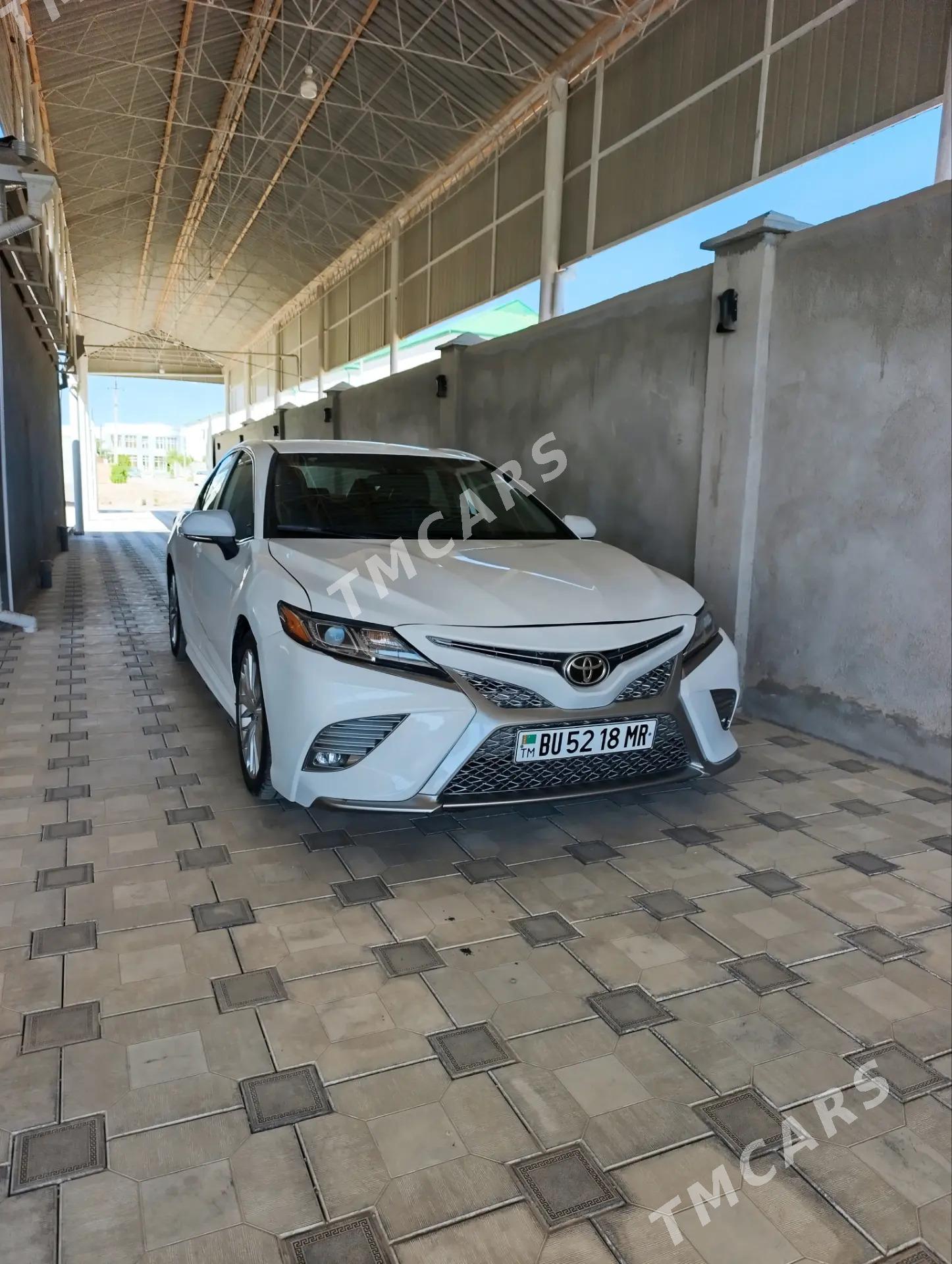 Toyota Camry 2020 - 300 000 TMT - Мары - img 4