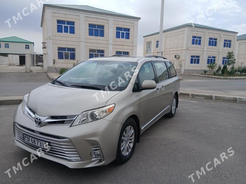 Toyota Sienna 2015 - 345 000 TMT - Дянев - img 7