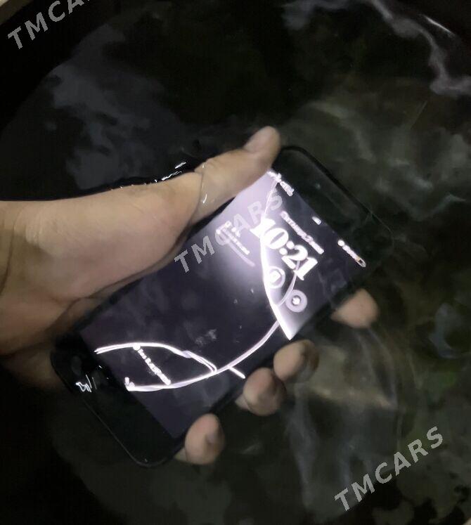 iPhone 8 - Дашогуз - img 3