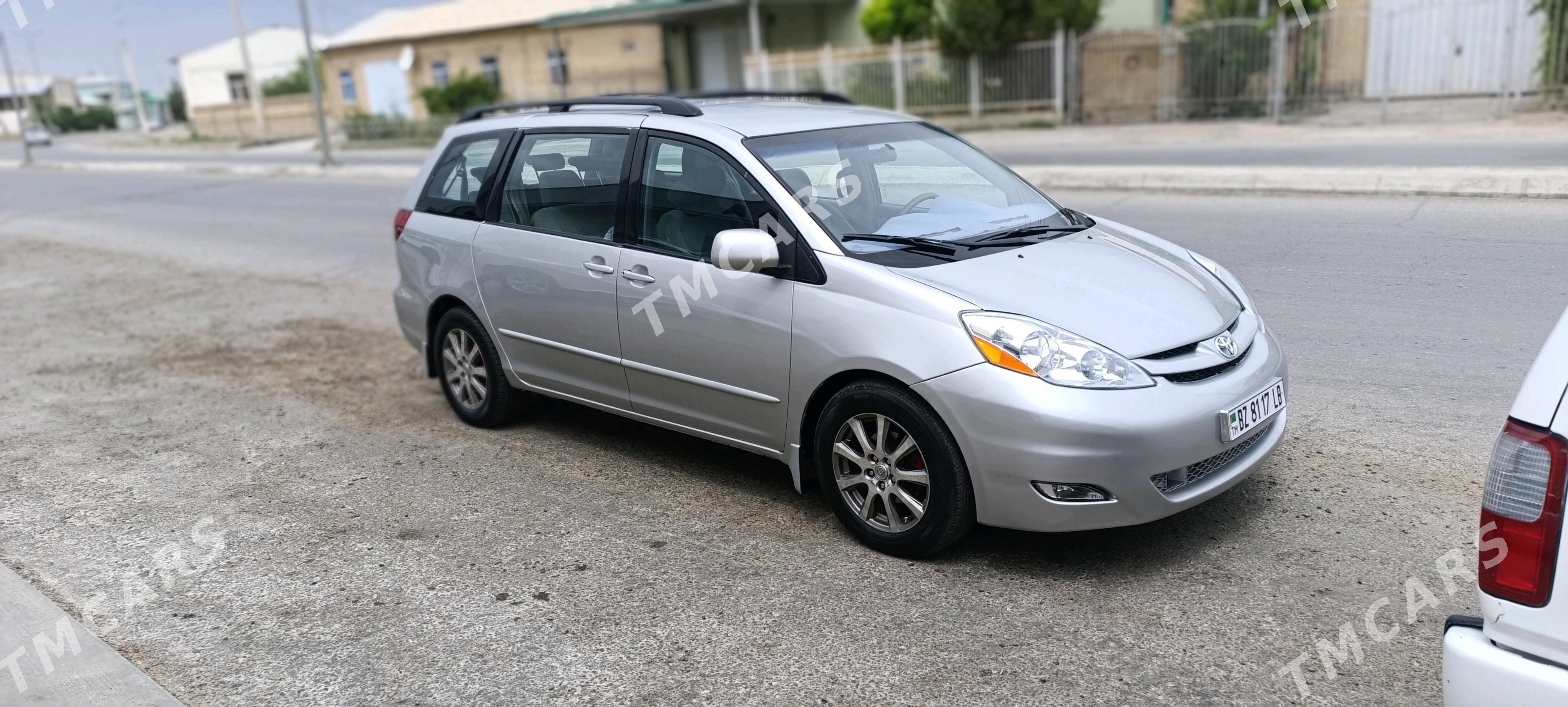 Toyota Sienna 2005 - 175 000 TMT - Туркменабат - img 6