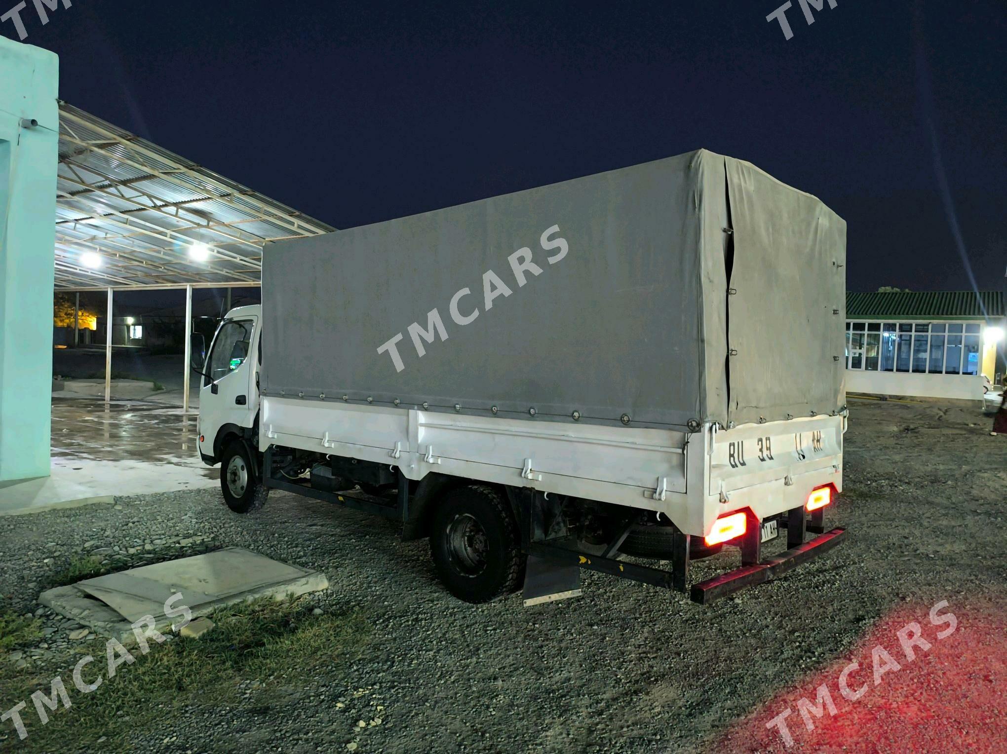 Mitsubishi Canter 2010 - 300 000 TMT - Кака - img 2