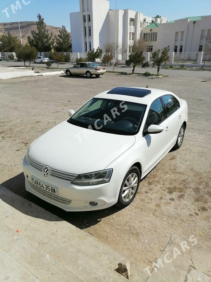 Volkswagen Jetta 2014 - 140 000 TMT - Türkmenbaşy - img 7