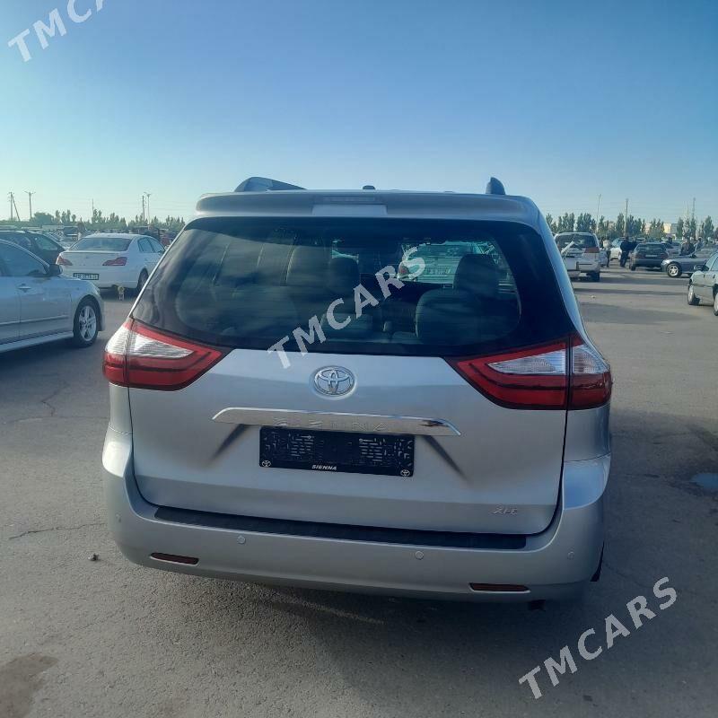 Toyota Sienna 2016 - 400 000 TMT - Gurbansoltan Eje - img 2