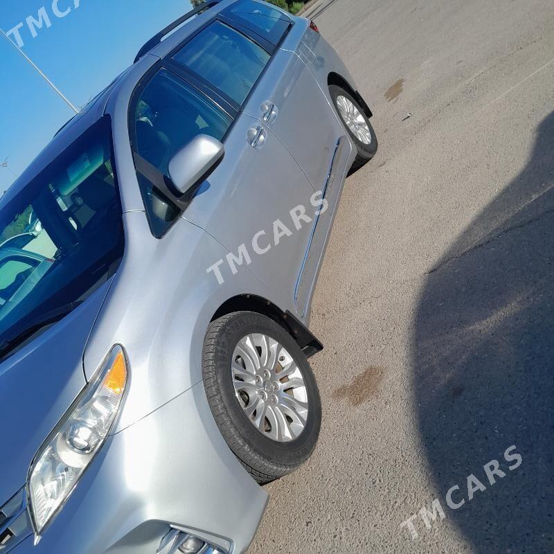 Toyota Sienna 2016 - 400 000 TMT - Gurbansoltan Eje - img 6