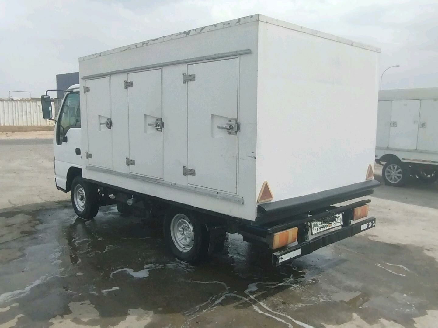 Isuzu Elf 2009 - 200 000 TMT - Мары - img 5