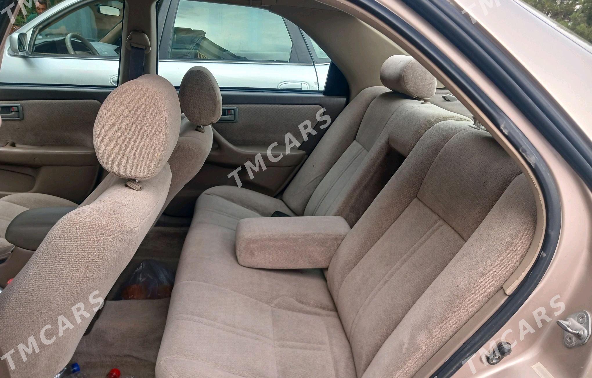 Toyota Camry 2001 - 128 000 TMT - Mary - img 4