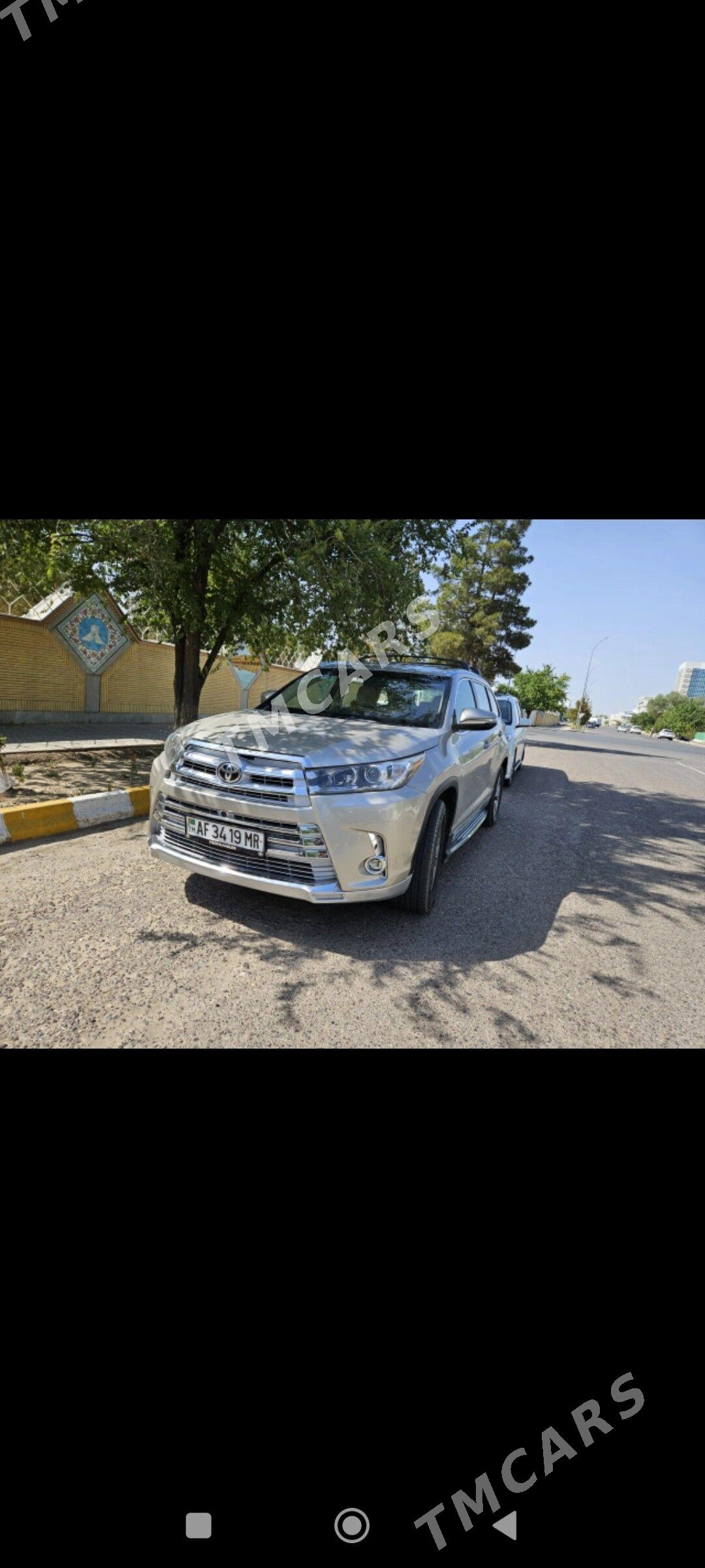 Toyota Highlander 2015 - 400 000 TMT - Мары - img 4