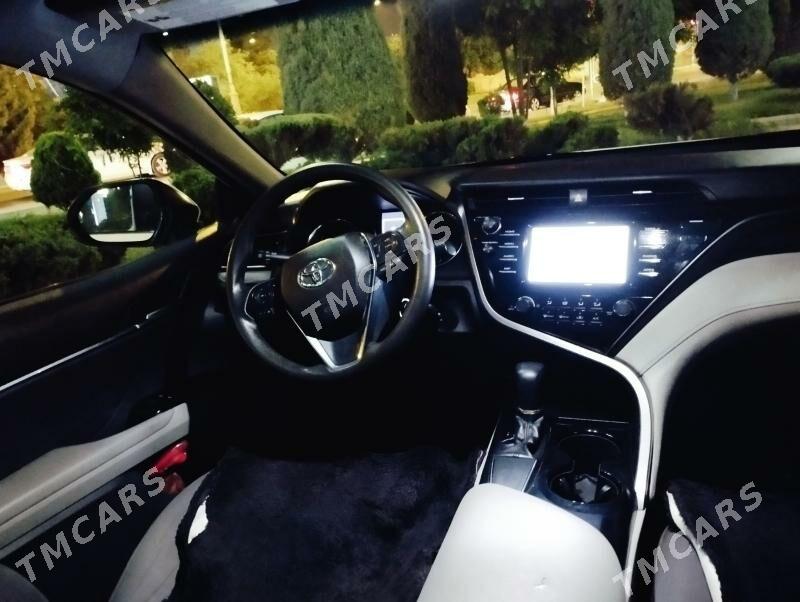 Toyota Camry 2019 - 310 000 TMT - Мары - img 2