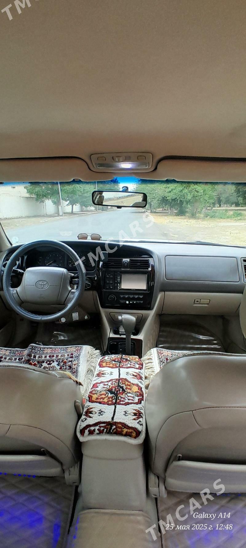 Toyota Avalon 1999 - 150 000 TMT - Теджен - img 2