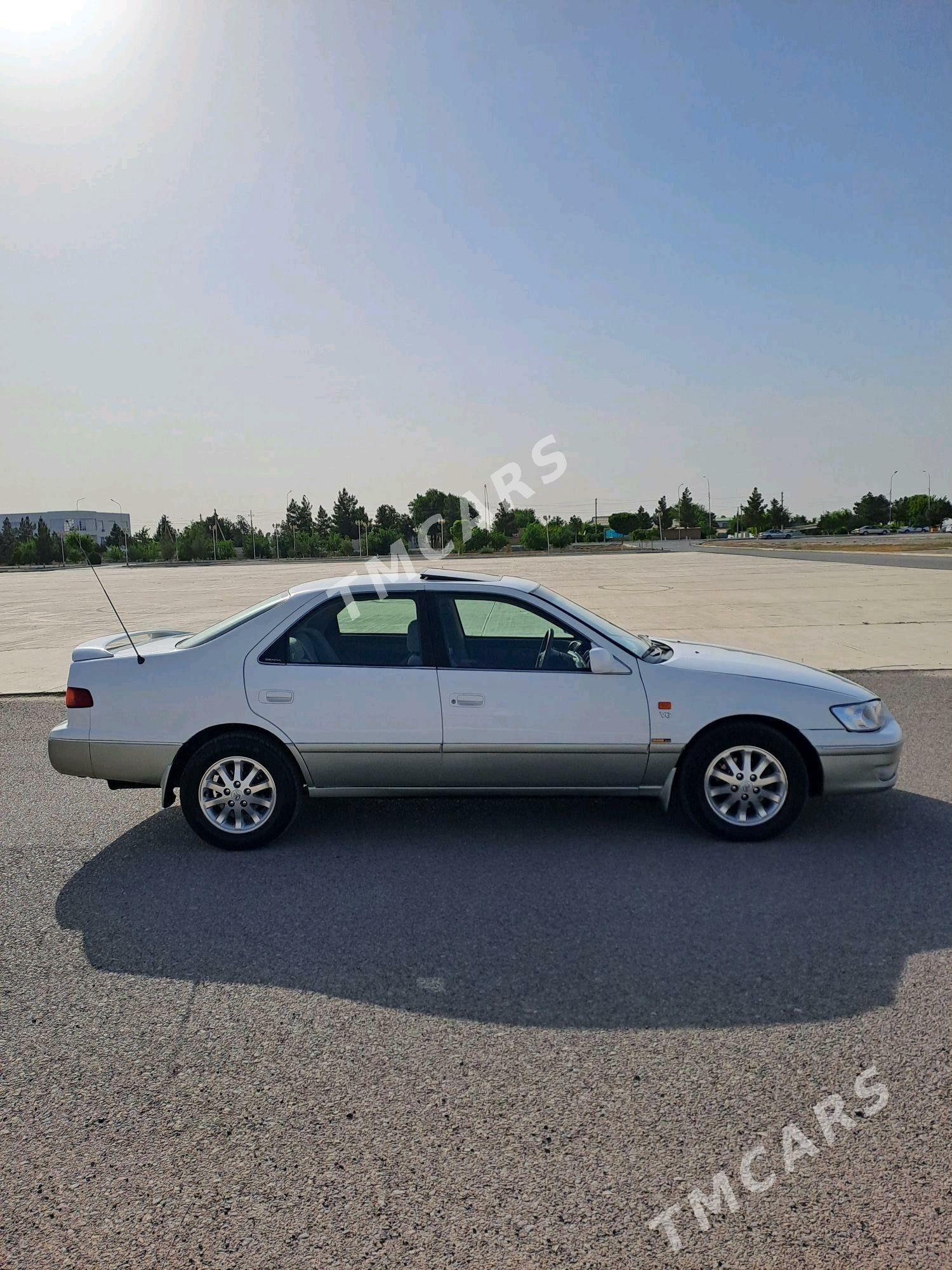 Toyota Camry 2001 - 155 000 TMT - Кака - img 3