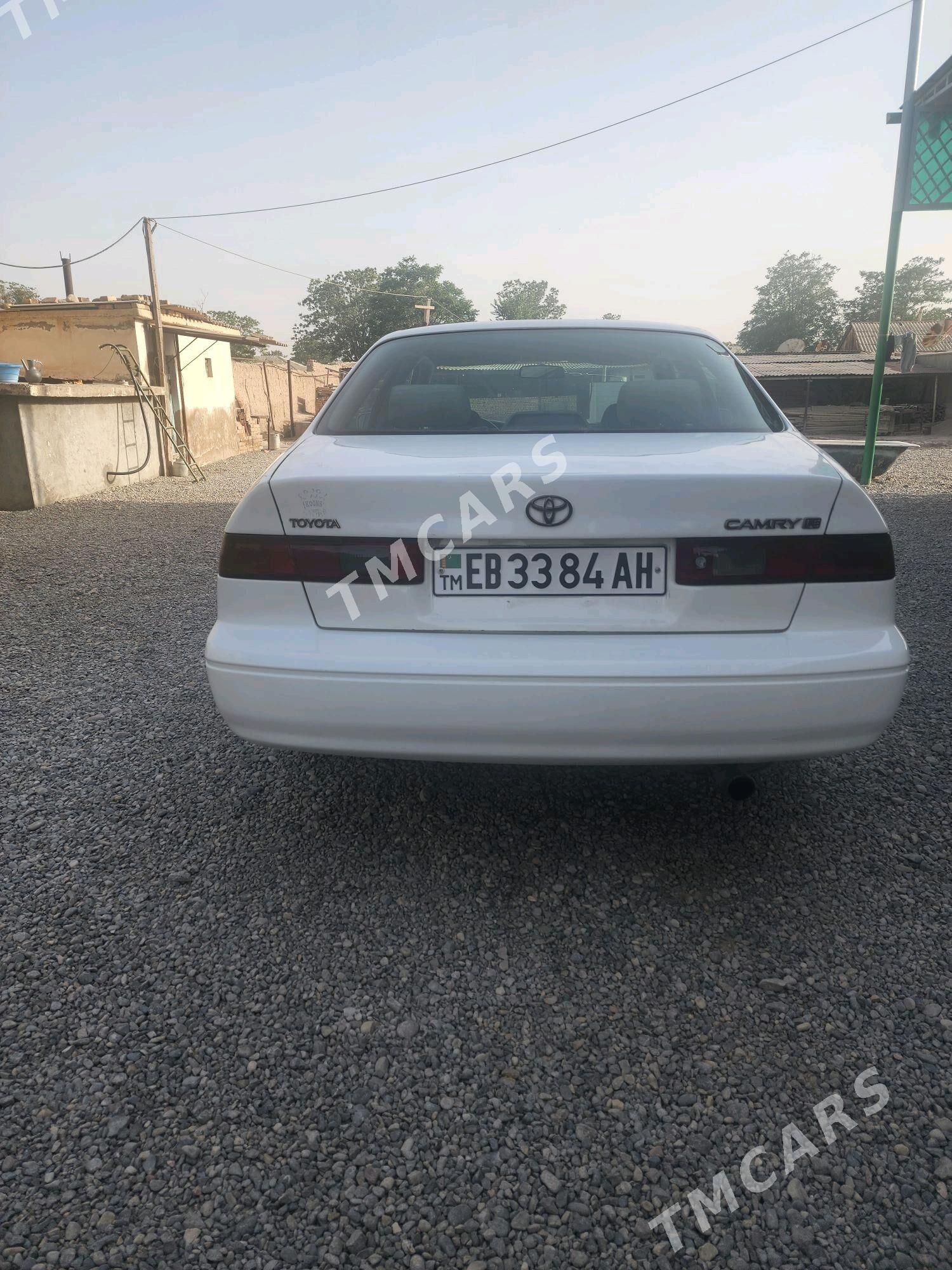 Toyota Camry 1998 - 120 000 TMT - Кака - img 2