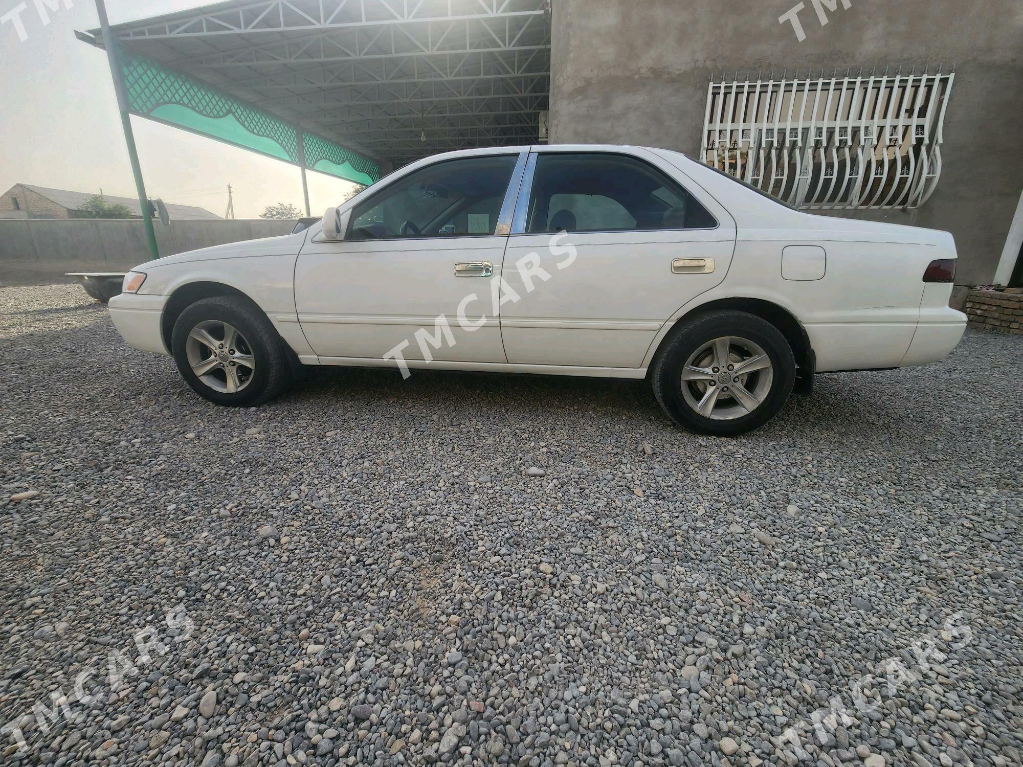 Toyota Camry 1998 - 120 000 TMT - Кака - img 3