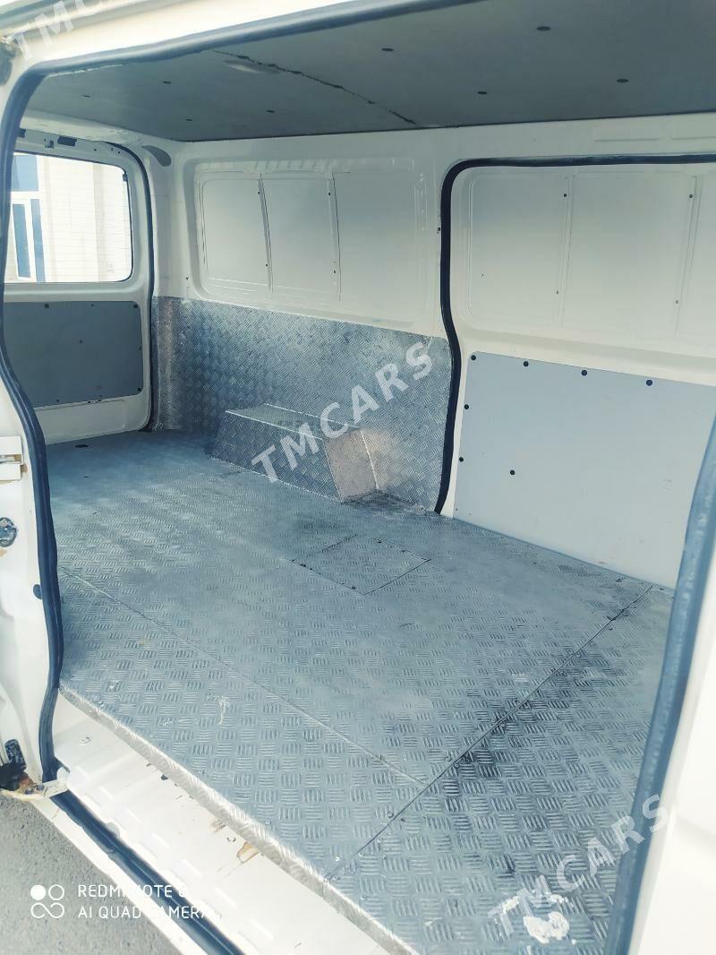 Toyota Hiace 2006 - 200 000 TMT - Туркменабат - img 2