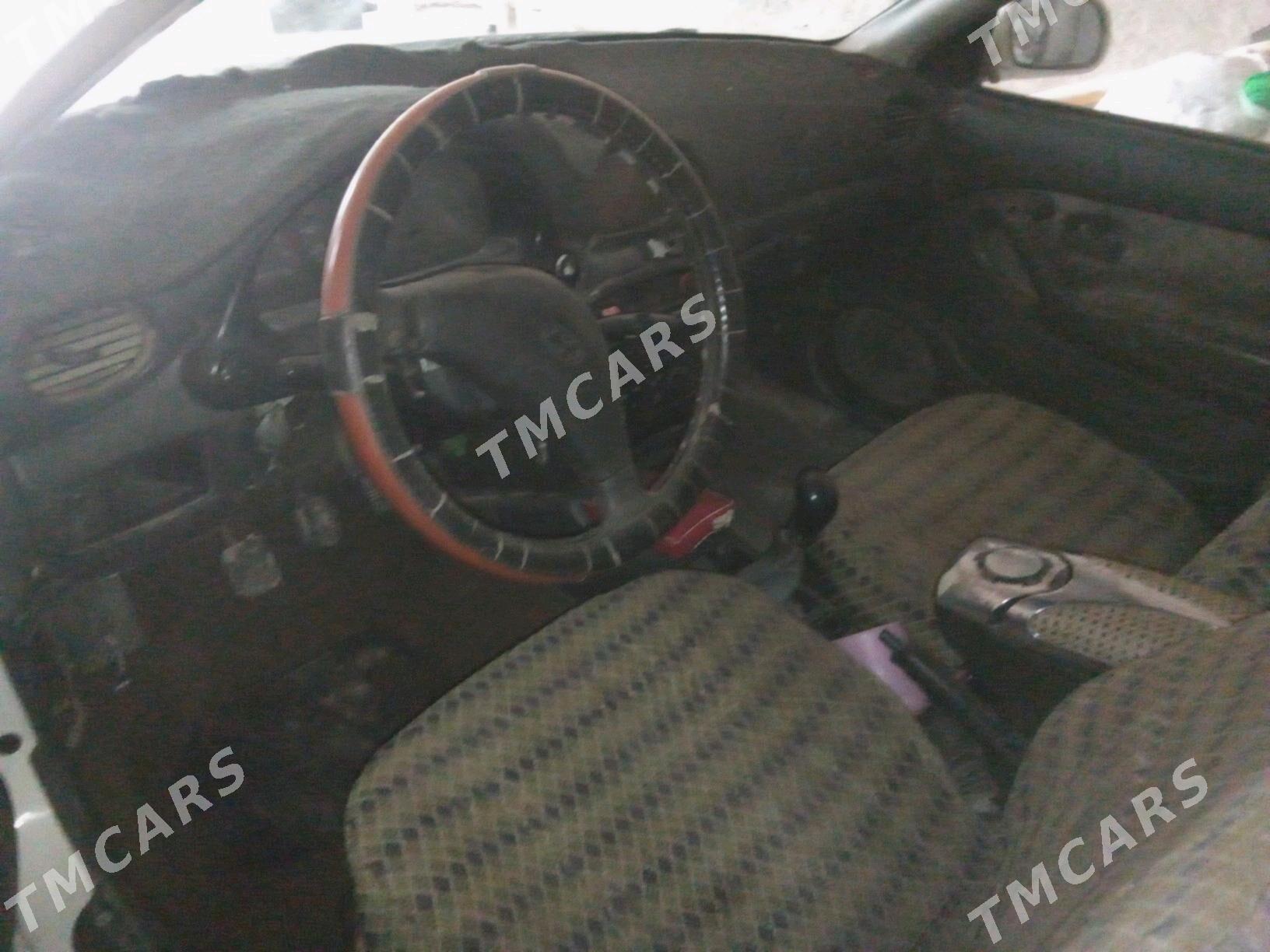 Hyundai Elantra 1995 - 8 000 TMT - етр. Туркменбаши - img 4